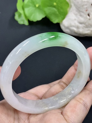 F42952591 翡翠正圈手镯 货品总重约52.9g 56.1圈口
