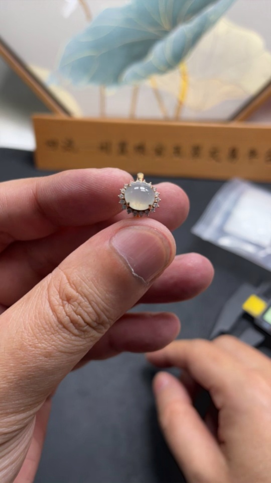 F23569279 Jadeite Cabochon Ring 18K Gold Size 14 Total Weight Approx.1.8g