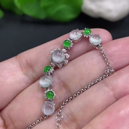 F33946170 Jadeite Cabochon Inlay Bracelet 18K Gold Total Weight Approx. 3.5g (With Diamond Accents)