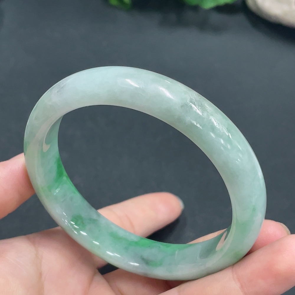F21421968 Jadeite Bangle Size 59.5mm Total Weight Approx. 60.82g
