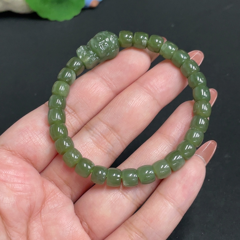 H35101472 Hetian Jade Bracelet, Approx. 6.8 mm, Total Weight Approx. 18.4g