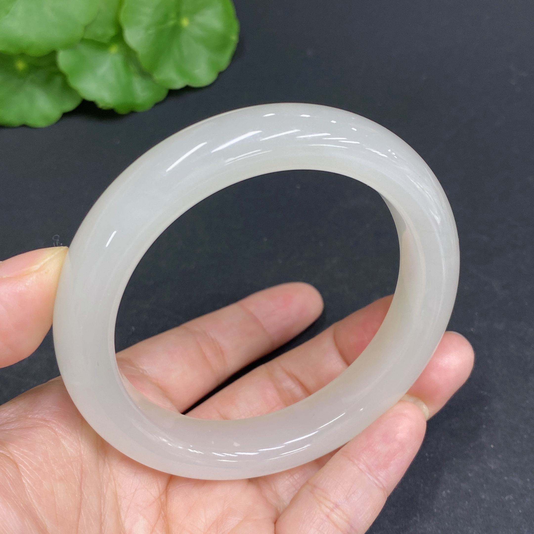 H33879089 Hetian Jade Round Bracelet Size 57.7 Total Weight Approx. 59.5g