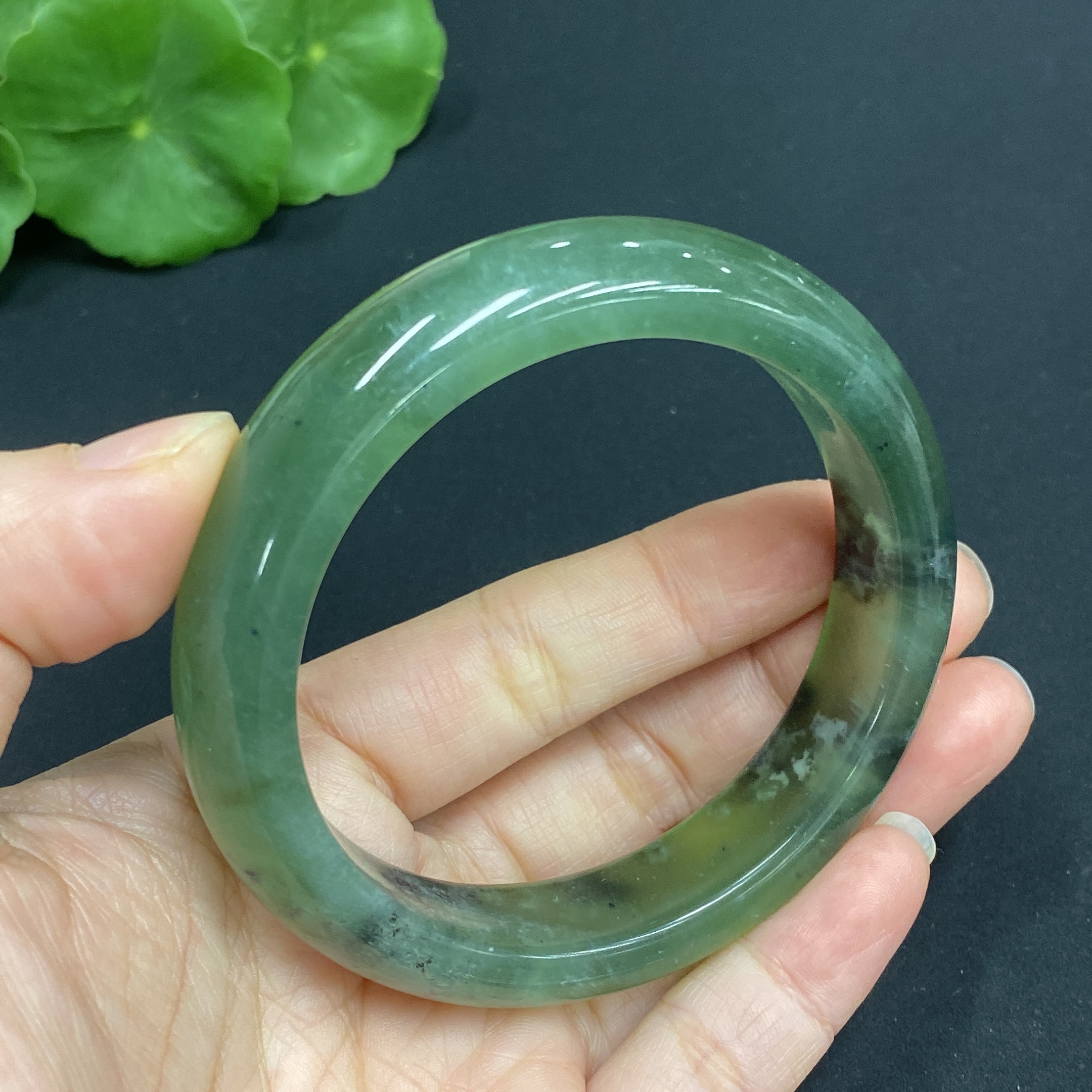 H24834995 Xiuyan Jade (Serpentine Jade) Round Bracelet Size 54.2/58.1 Total Weight Approx. 102.3g