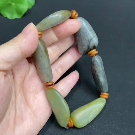H32771257 Hetian Jade Bracelet