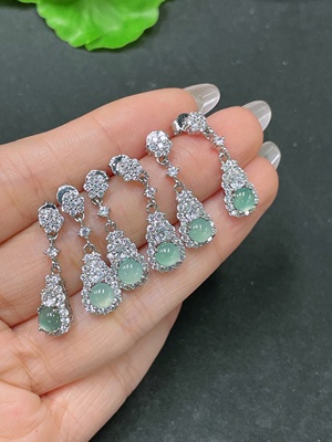 F35104035 Jadeite Inlaid Earrings Non-Gold Sell as a Lot