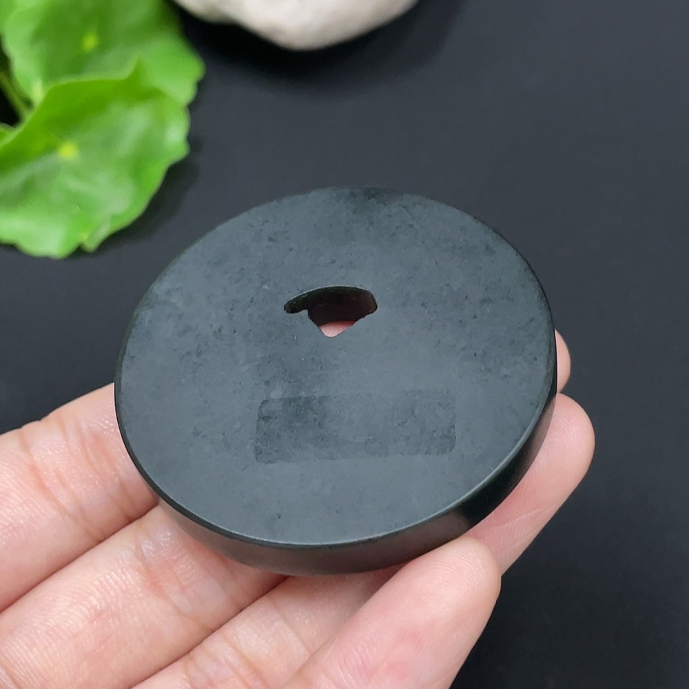 H26041805 Hetian Jade Pendant Lotus Total Weight About 35.2g