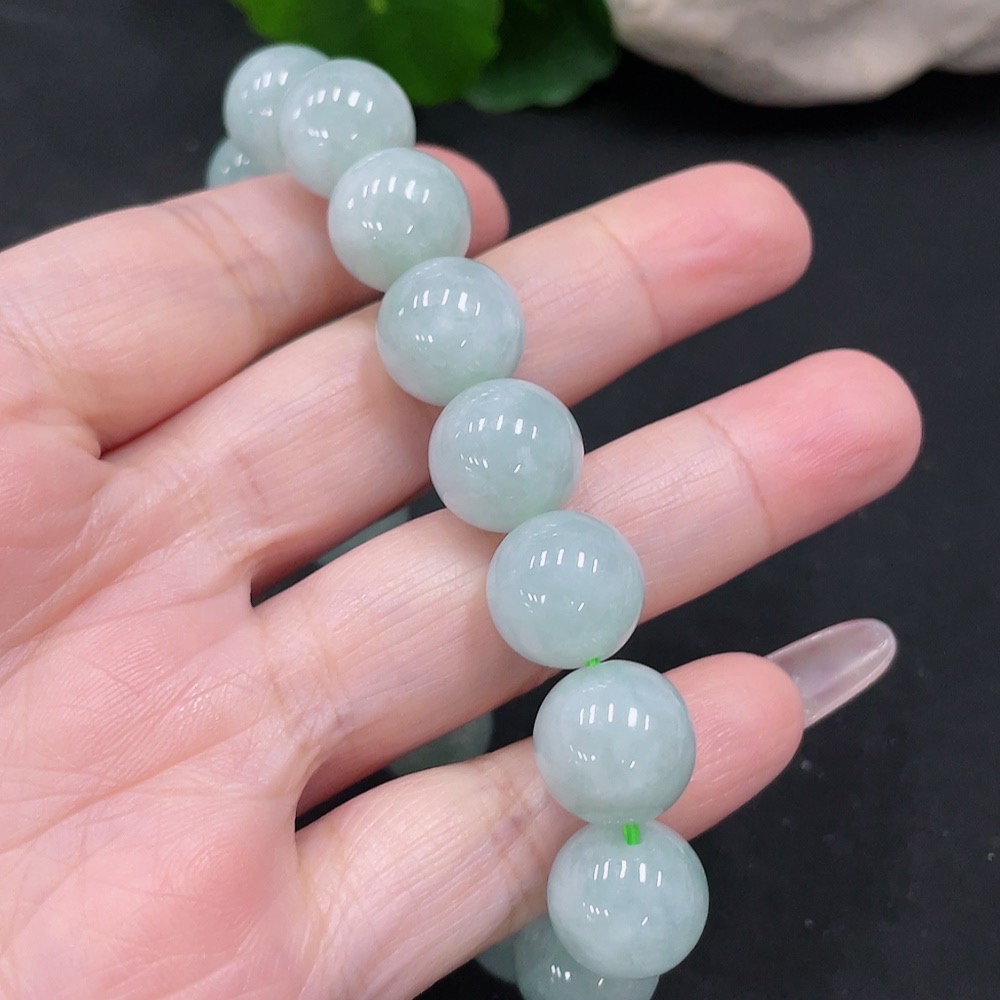 F35129103 Jadeite Bracelet  12.2mm approx.  Total Weight about 56.43g