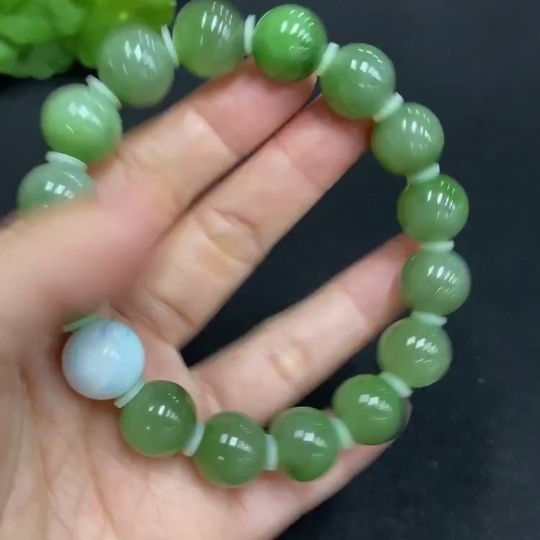 H29428317 Hetian Jade Bracelet, Approx. 12.4 mm Beads, Total Weight Approx. 54.8g