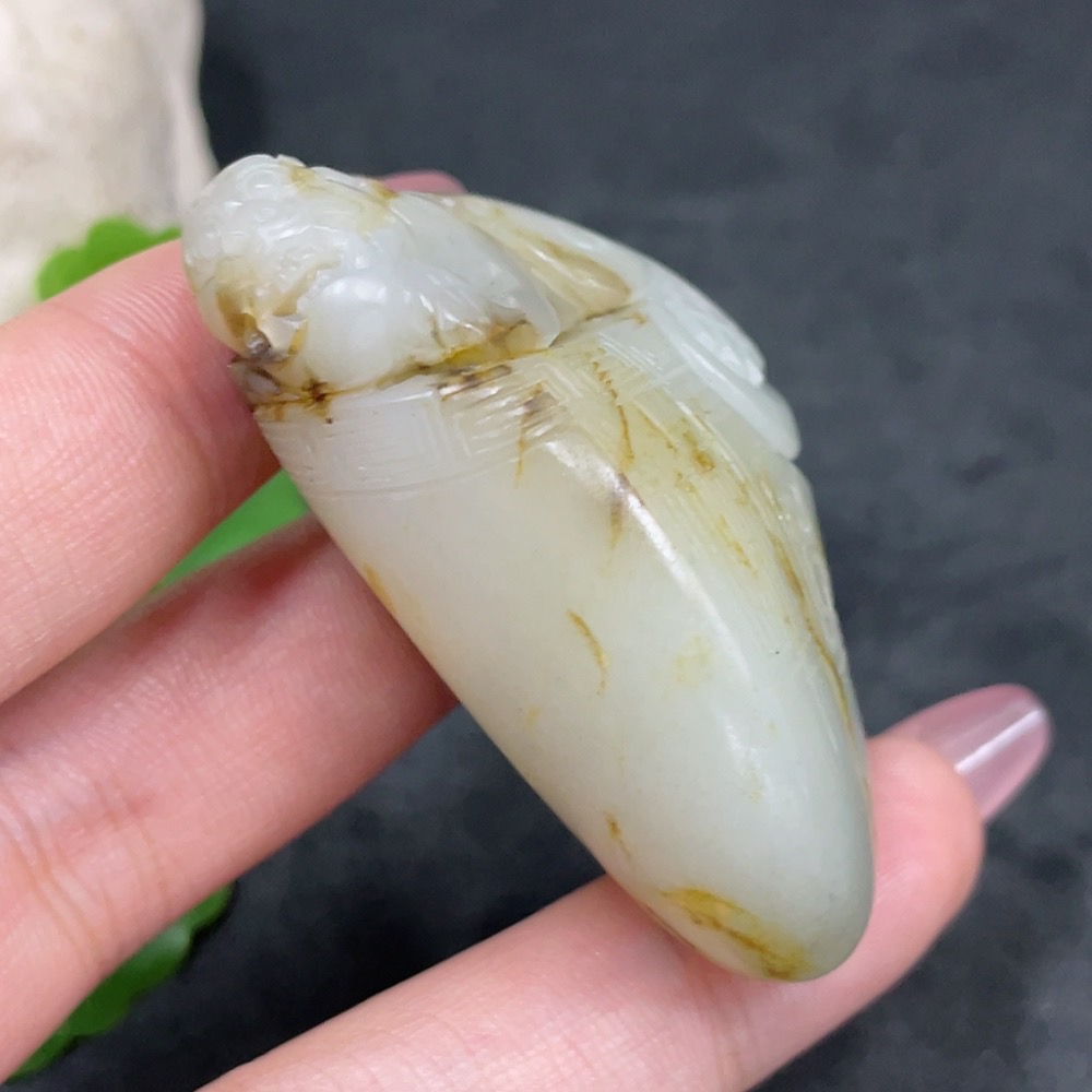 H33897993 Hetian Jade Pendant, Auspicious Beast, Undetermined Skin Color Origin, Total Weight Approx. 54.4g