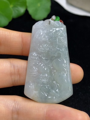 F37396298 翡翠山水挂件 货品总重约23.72克（含绳重）配珠非A