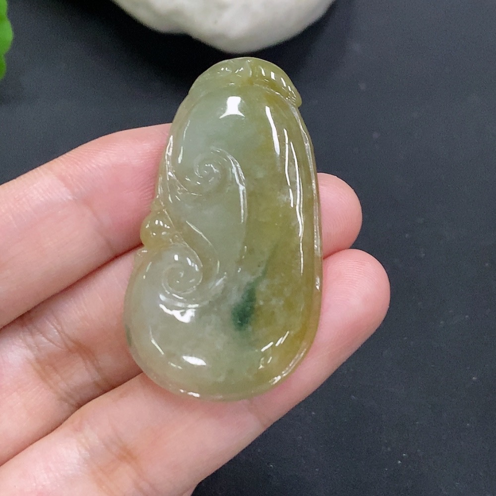 F33857125 Jadeite Ruyi Pendant Total Weight Approx. 12.2g Color Origin Undetermined