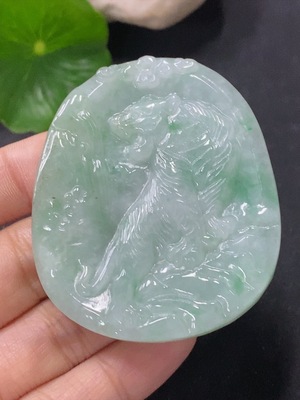 F35116657 Jadeite Pendant Fierce Tiger with Approximate Total Weight of 31.68g