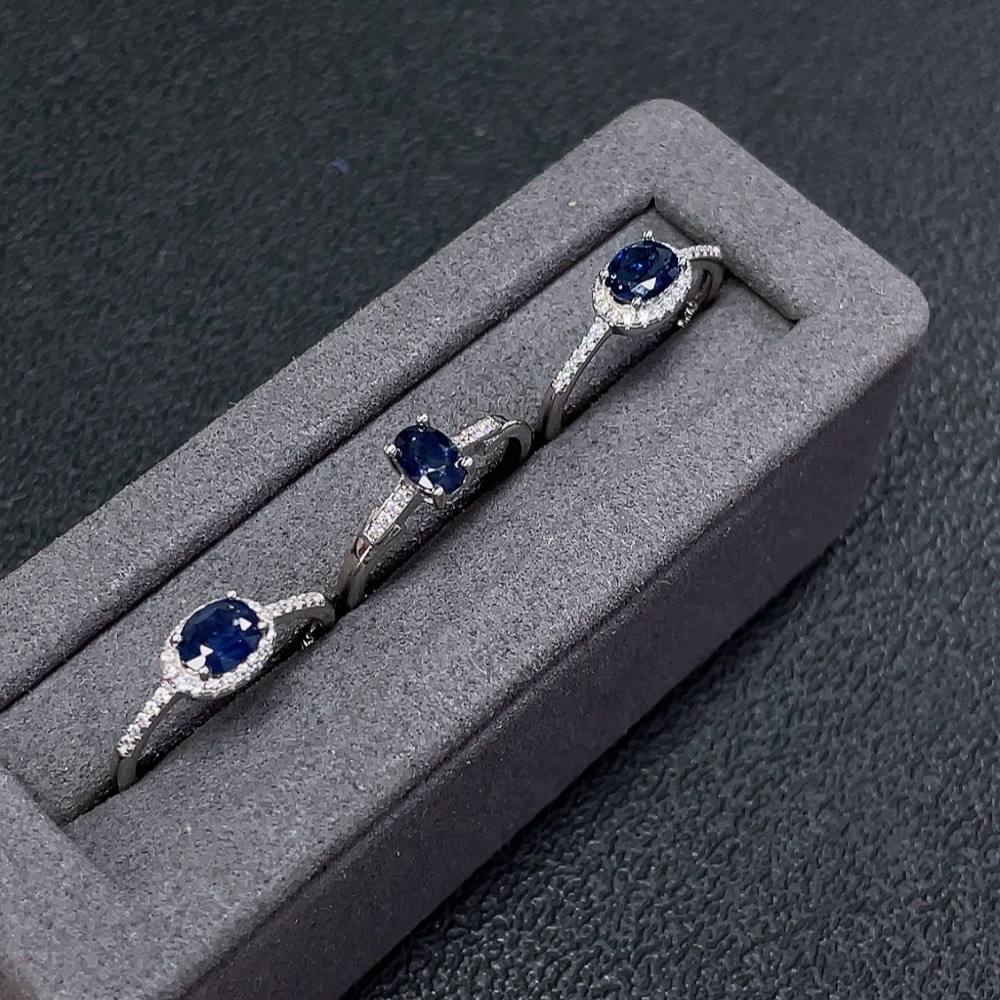 C32718655 Sapphire Ring Non-Gold Adjustable Total Weight Approx.4.4g Sell as a Lot
