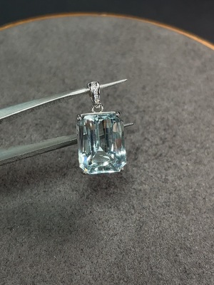 C34038121 Aquamarine Pendant Non-Gold Total Weight Approx. 2.82g