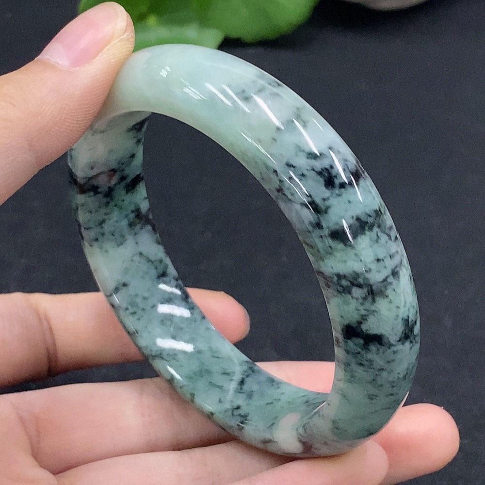 F32729775 Jadeite Round Bangle Size 58.1 Total Weight Approx. 70.8g with Other Mineral Components