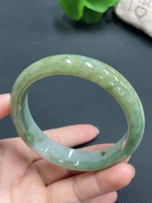 F22482090 Jadeite Bangle Size 57.8mm Total Weight 55.258g