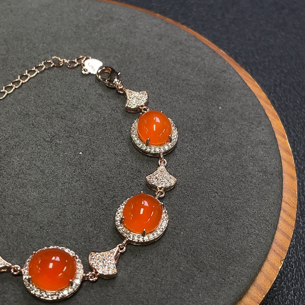 C31579206 Red Agate Bracelet, Non-Gold, Total Weight Approx. 12.03g