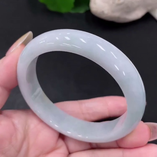 F34068294 Jadeite Round Bracelet Size 57.9 Total Weight Approx. 57g