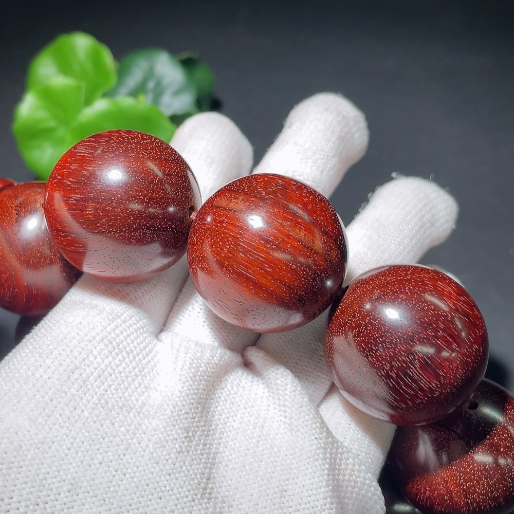 W31680558 Rosewood Bracelet, total weight approx. 146.5g, size approx. 29.5mm
