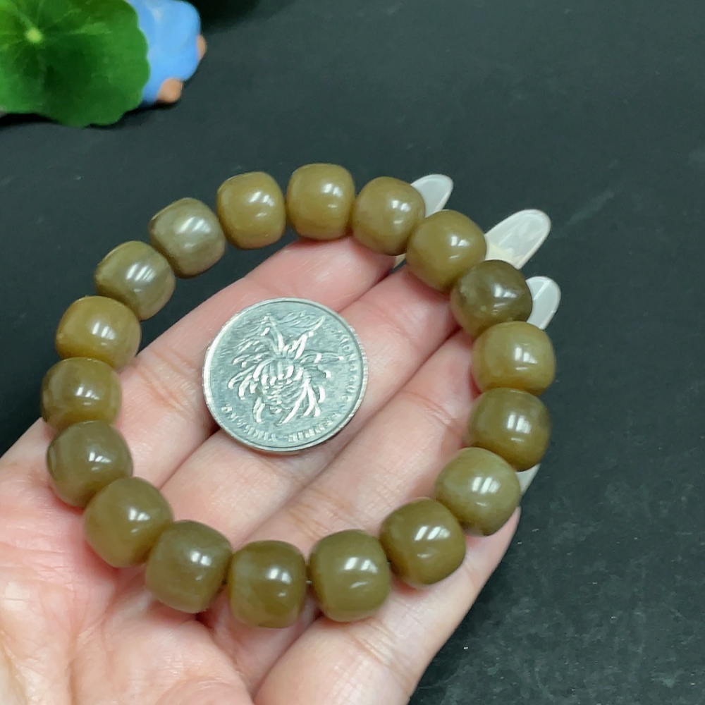 H28244218 Hetian Jade Bracelet, Approx. 11.7mm Beads, Total Weight Approx. 50.9g
