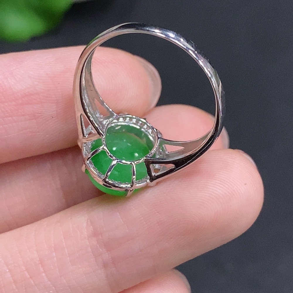F35079260 Jadeite Cabochon Ring Unmarked 18K Gold Approx. 2.7g Size 18 With Diamond Accents