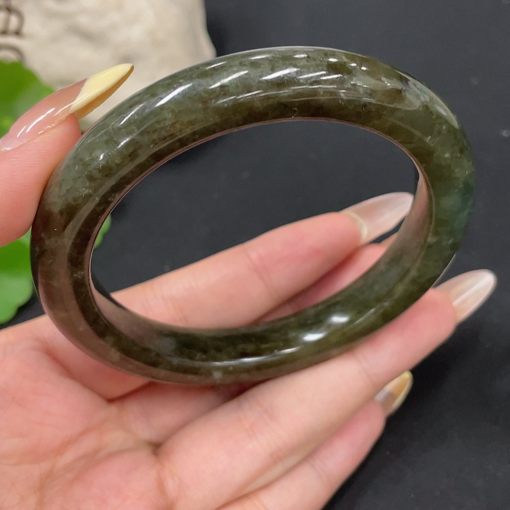 H30491389 Hetian Jade Round Bracelet Size 59.5 Total Weight Approx. 59.2g