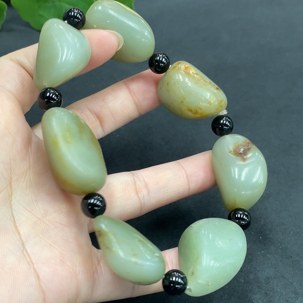 H14535342 Hetian Jade Bead Bracelet (Separator beads not Hetian Jade, Undetermined skin color origin, Total weight approx. 105.3g, Total weight 105.410g)