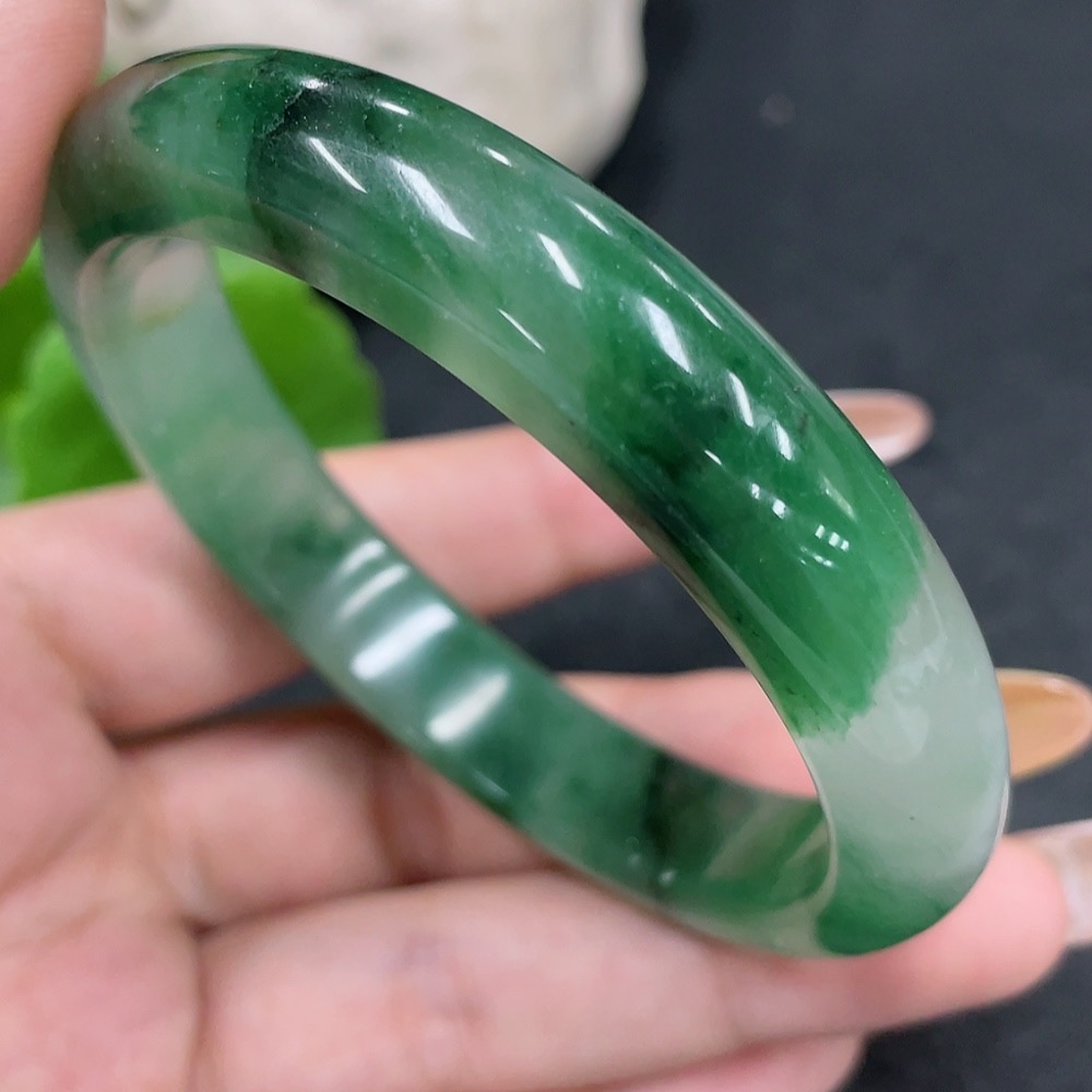 H32776686 African Emerald (Dulong Jade)