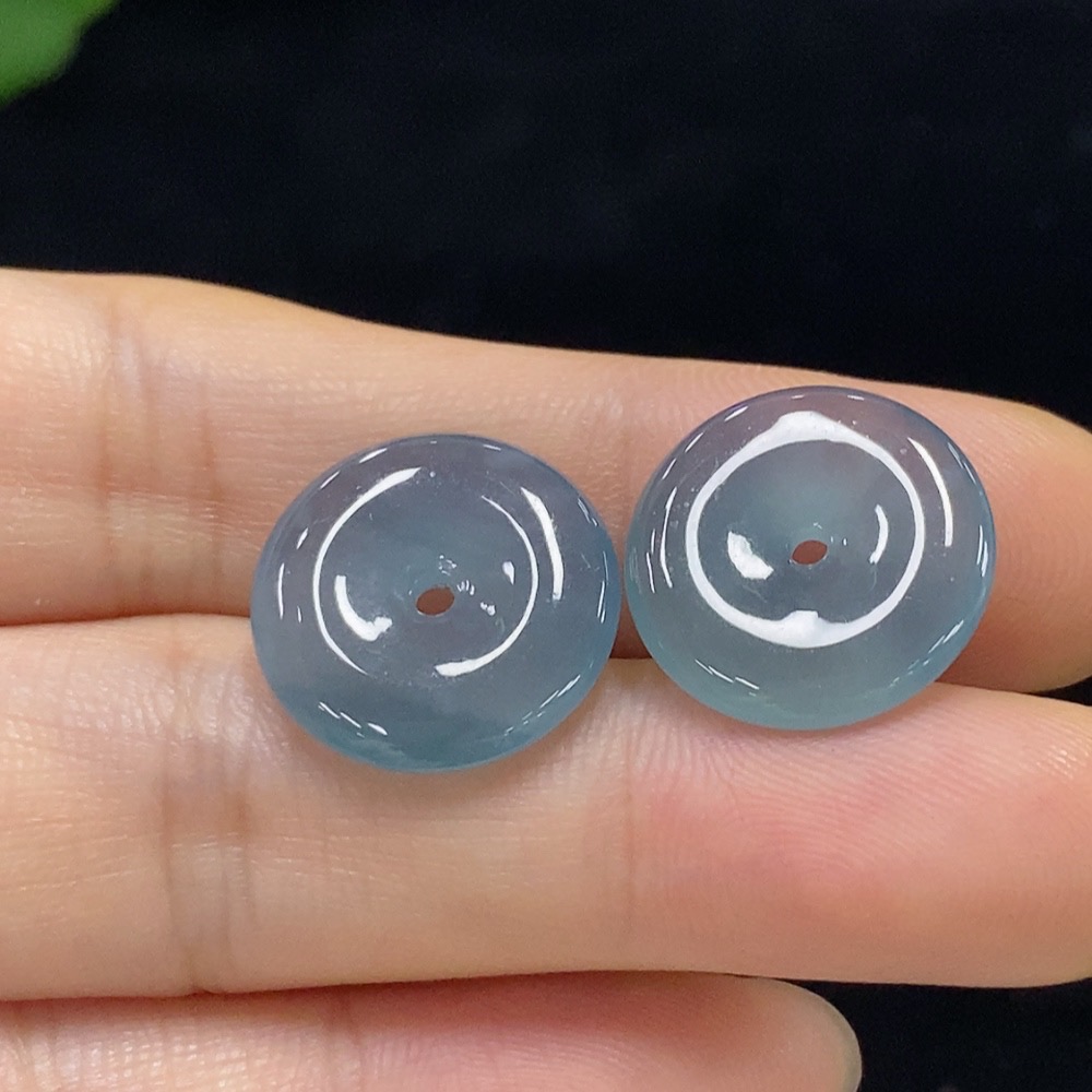 F30444282 Jadeite Pendant Sell as a Lot