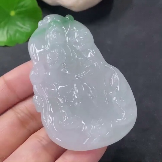 F34041994 Jadeite Pendant Guanyin, Total Weight Approx. 30.65g