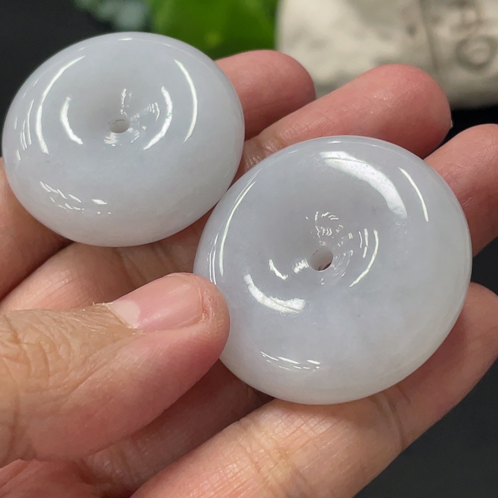 F31625820 JadeitePeace Pendant