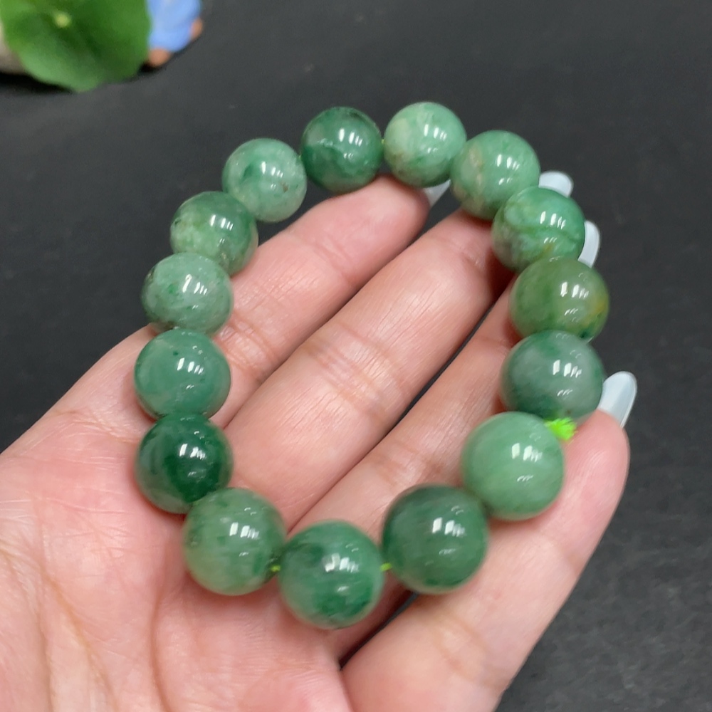 H31573430 African Emerald (Dulong Jade)
