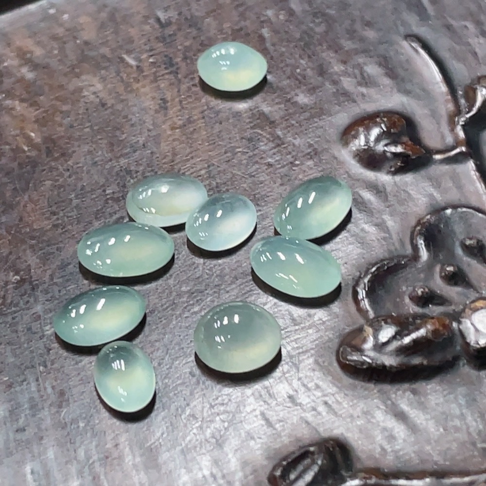 F29432860 Jadeite Cabochon