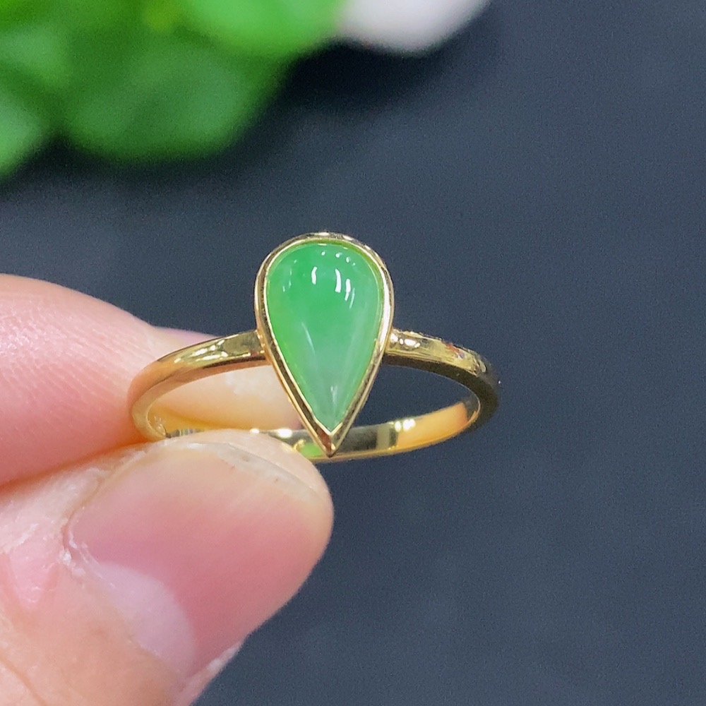 F24798732 Jadeite Inlaid Ring 18K Gold Size 13 Total Weight Approx. 1.8g
