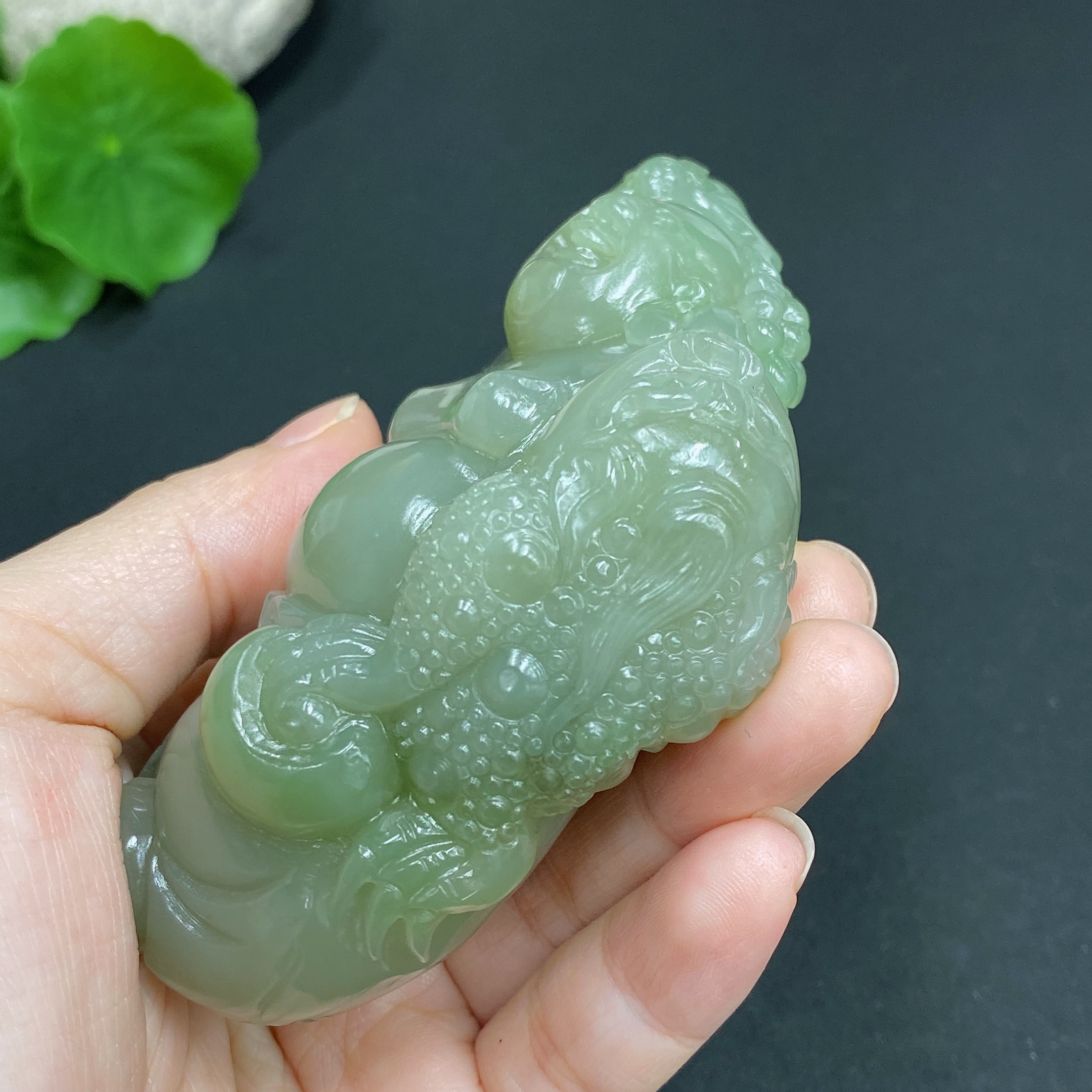 H21355876 Hetian Jade Handheld Piece Buddha Approx. 197.6g