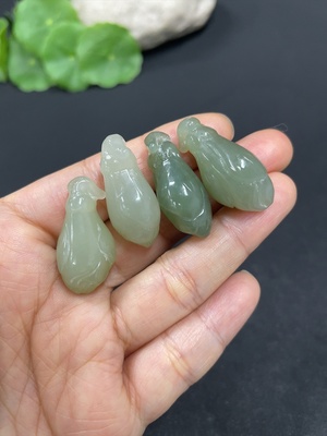 H41868398 和田玉挂件   玉兰花    货品总重约23.6g
