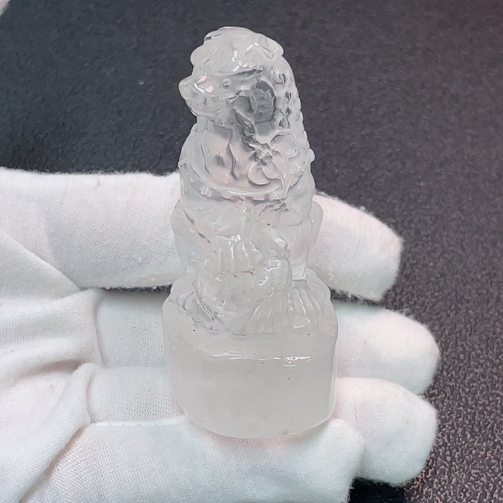 C32816780 Crystal Ornament Total Weight Approximately 97.4g