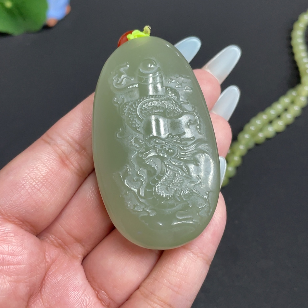 H31634384 Hetian Jade Pendant Dragon Plaque
