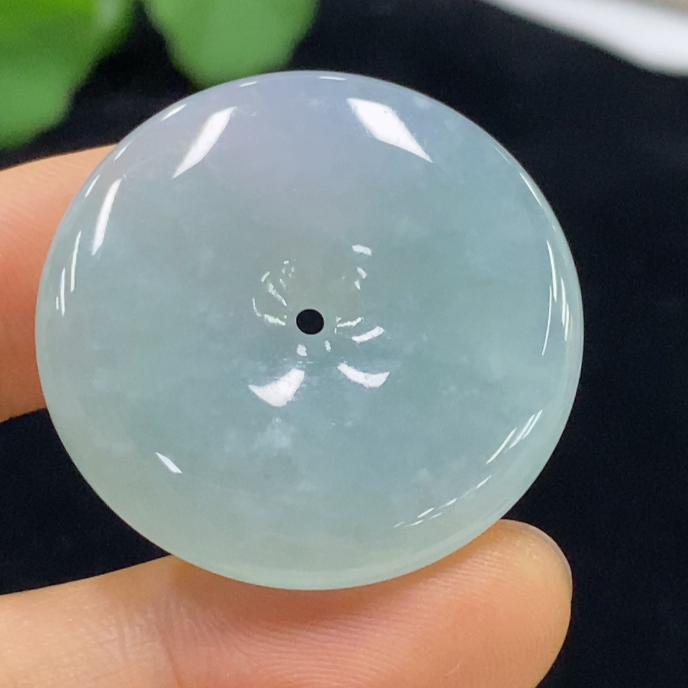 F34044379 Jadeite Pendant, Peace Button, Total Weight Approx. 13.97g