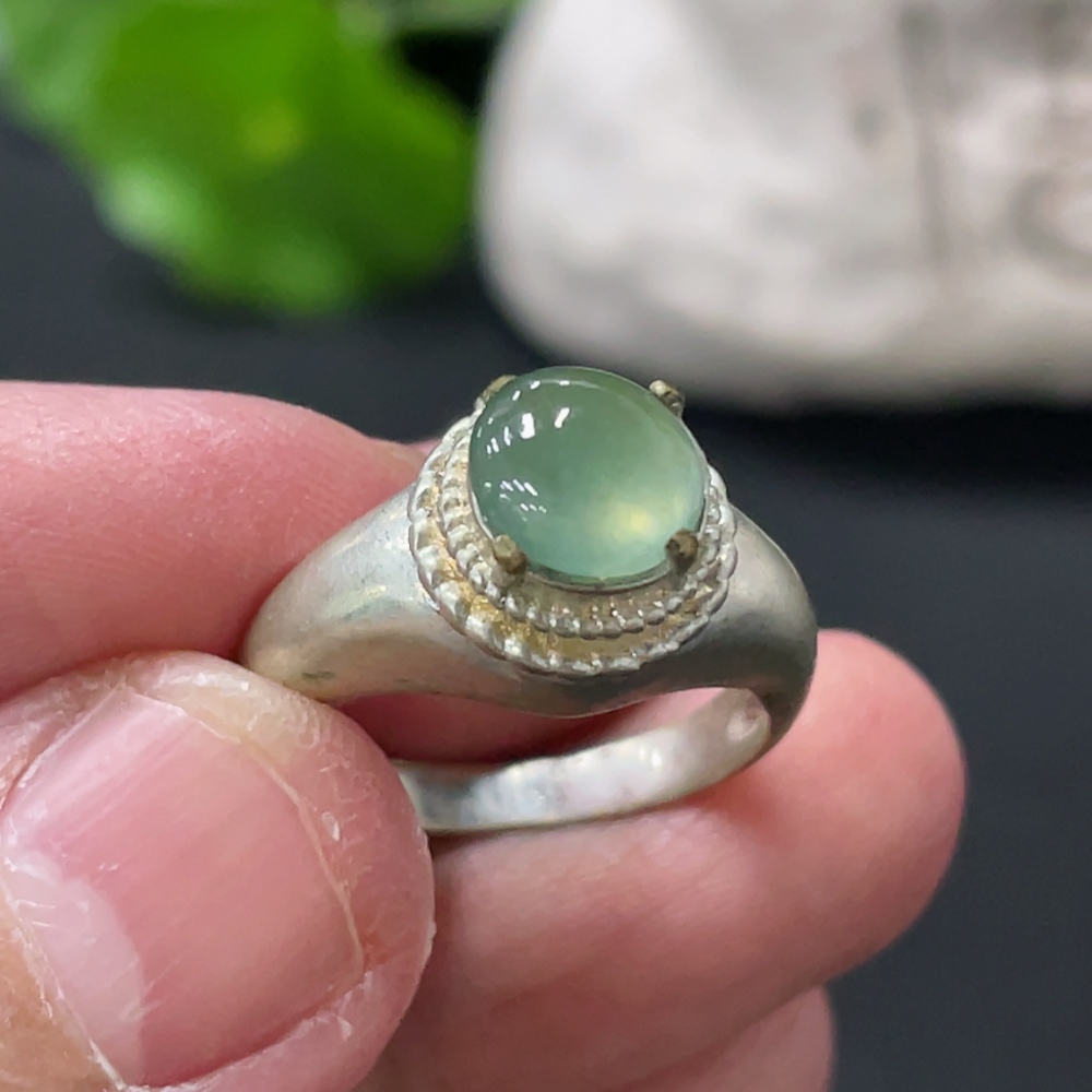 F34977839 Jadeite Cabochon Non-Gold Setting Total Weight Approx. 3.85g