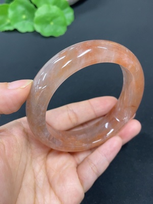 H42052541 非洲翠（独龙玉）正圈手镯    圈口59     货品总重约69.7g