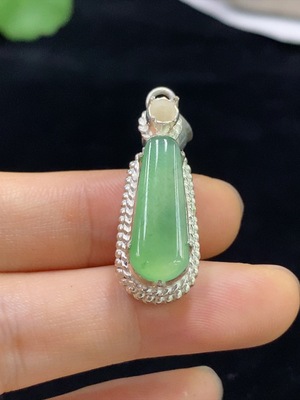 F32731491 Jadeite Inlay Piece Total Weight Approx. 8.44g