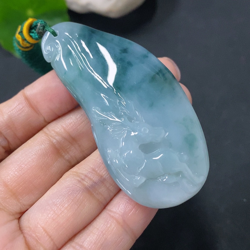 F35089720 Jadeite Pendant Plum Blossom Deer