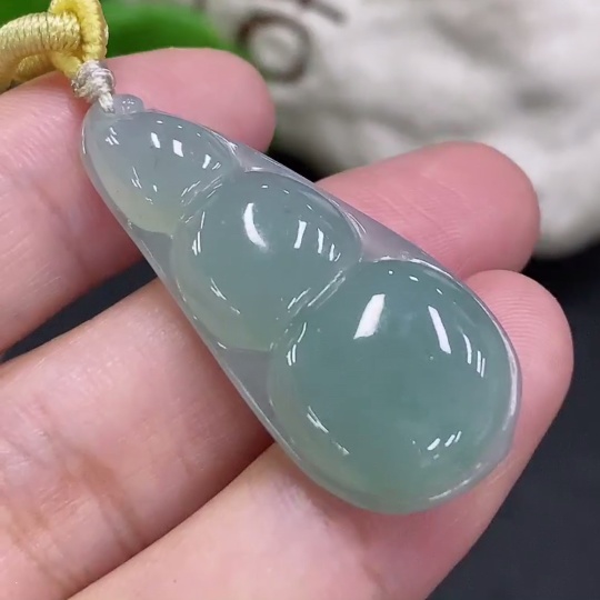 F34000060 Jadeite Pendant Bean with Cord Total Weight Approx. 8.13g