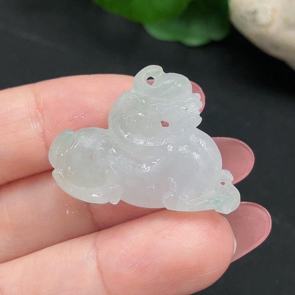 F34012167 Jadeite rough pendant, total weight about 8.2 grams