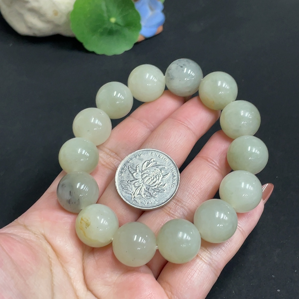 H35118354 Hetian Jade Bracelet, Approx. 15.8 mm, Total Weight Approx. 86.1g