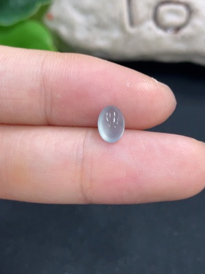F46515658 翡翠蛋面  货品总重约0.2g