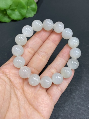 H33940122 和田玉手串    卡11.5mm左右     货品总重约41g