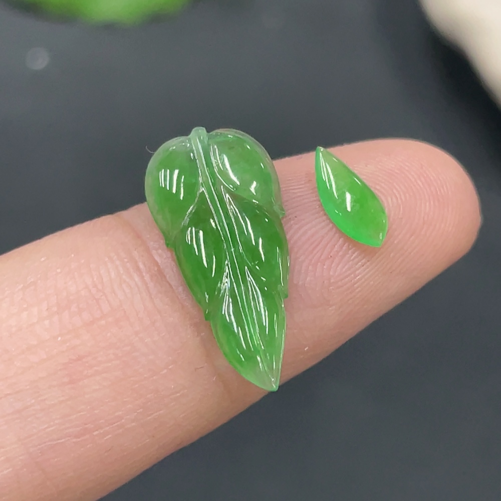 F19158464 Jadeite Inlaid Pieces Sell as a Lot