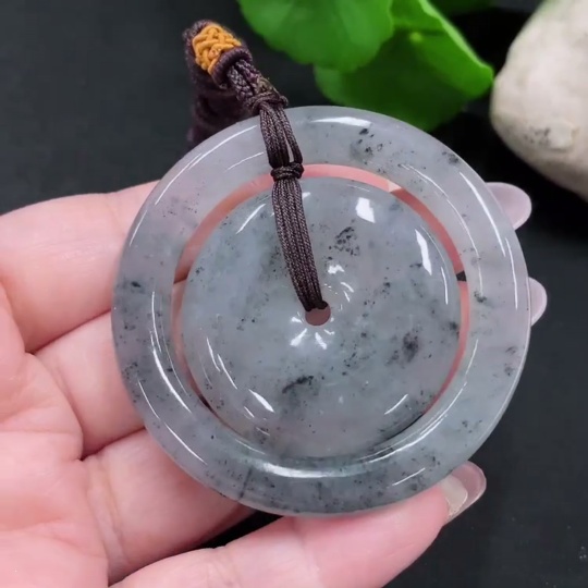 F32708847 JadeiteMother-and-Child Toggle Pendant